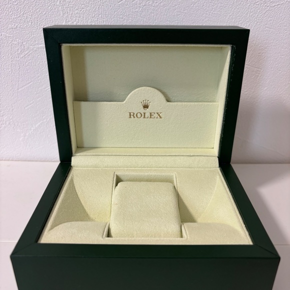 Rolex Empty Box size M - Authenticated - Picture 12 of 13